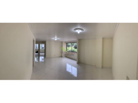 se vende apartamento en laureles estadio