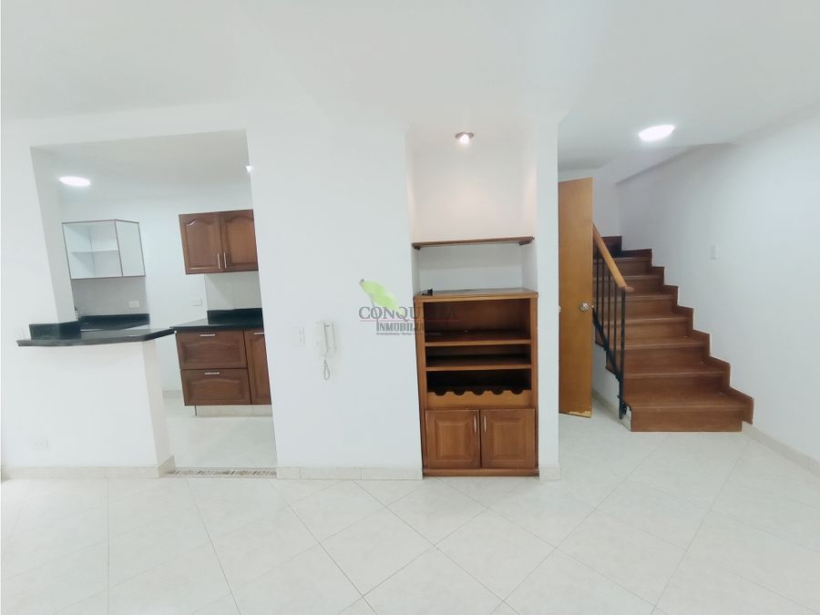 Apartamento dúplex en Belén Fátima - En Arriendo
