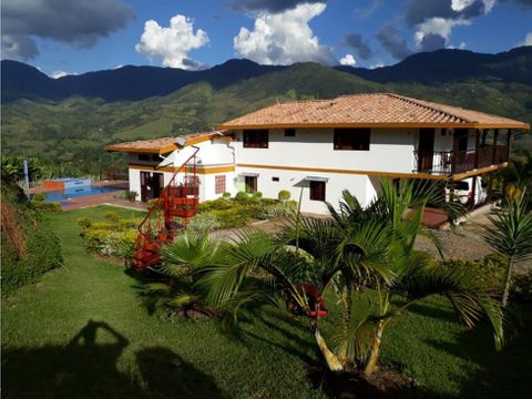 se vende finca en barbosa popalito