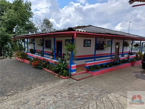 se vende hermosa finca en santa rosa de cabal risaralda colombia