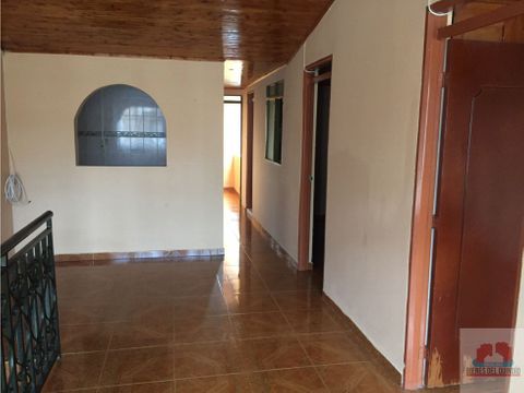 se vende hermosa casa bifamiliar en montenegro quindio colombia