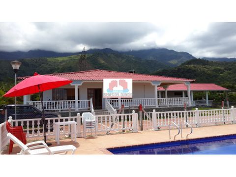 se vende finca hotel en restrepo meta