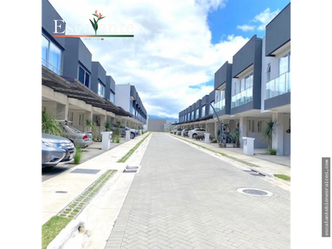 alquiler de casa en condominio ayarco bulevard