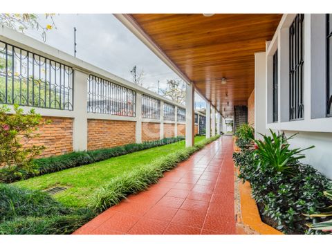 venta de amplio apartamento en curridabat san jose