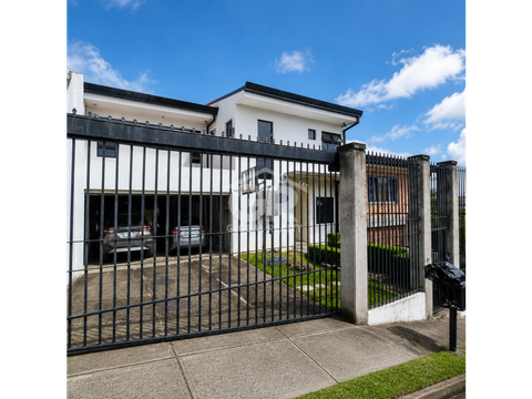 en venta casa residencial en lomas de ayarco
