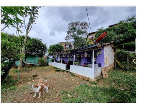 vende casa lote en barrio loma de los zuletas itagui