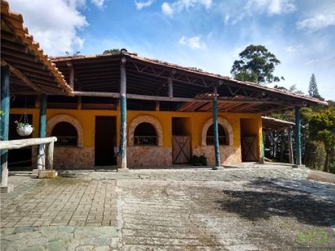 venta finca independiente en el tablazo pesebreras