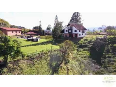 finca en guarne autop 7480mt2 con pesebreras