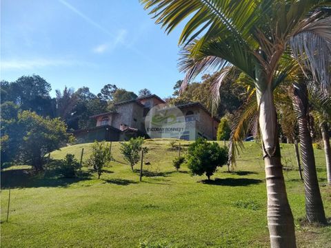 venta finca en llanogrande espectacular vista