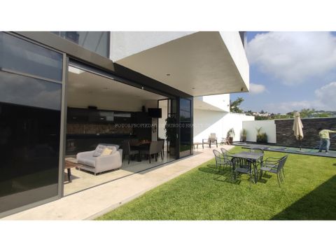 hermosa casa en venta en residencial corinto