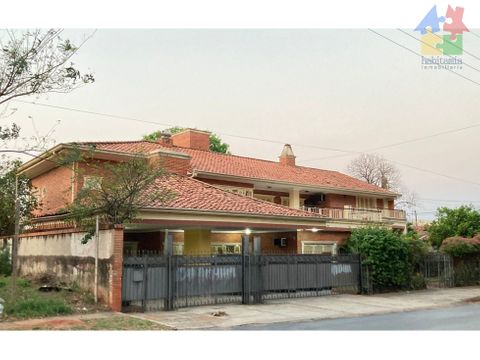 vendo residencia con excelente ubicacion barrio mburicao