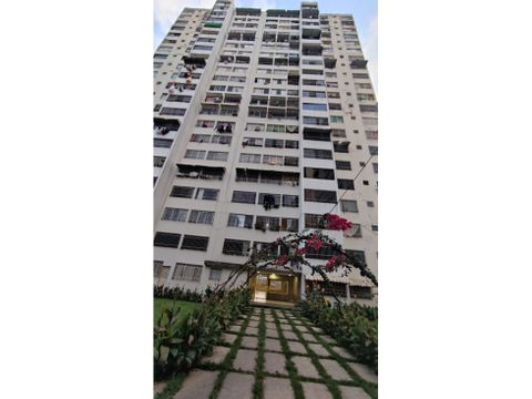 venta de apartamento urbanizacion loma alta 85m23h2b1pe
