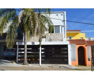 Casa lista para habitar en Girasoles Elite, Zapopan - $1,590,000 MXN