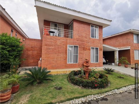 arriendo hermosa casa en la pradera 4 el castillo cali