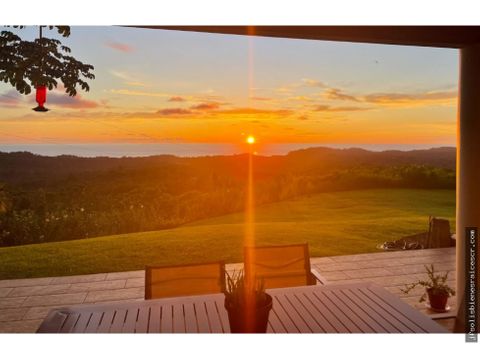 casa en venta de lujo con vistas al mar ojochal osa