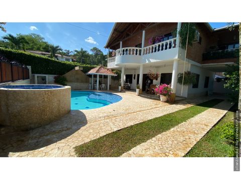 linda casa finca en venta san jeronimo