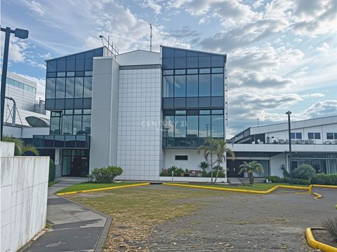 alquiler de edificio en dos pisos 1200 m2 llorente tibas