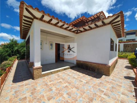 se vende chalet en villa de leyva