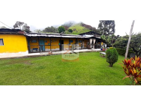 se vende finca en genova quindio