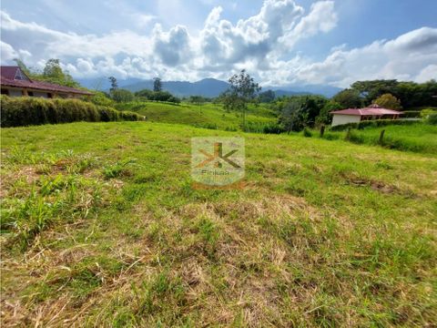 se vende lote condominio barcelona quindio