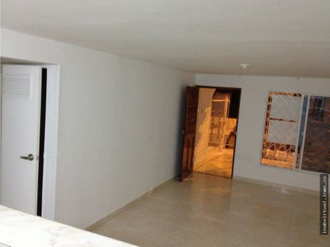 arriendo apartamento en primera planta alameda