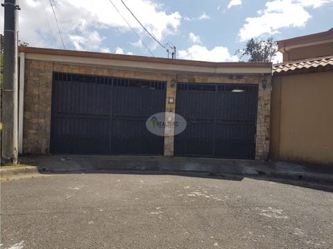 venta de casa en vasquez de coronado