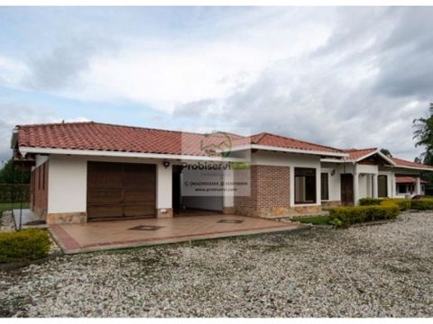 casa para el arriendo en llanogrande con lote