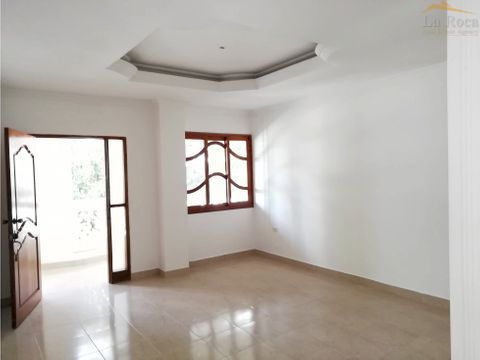 se arrienda apartamento de 3 alcobas barrio manga cartagena