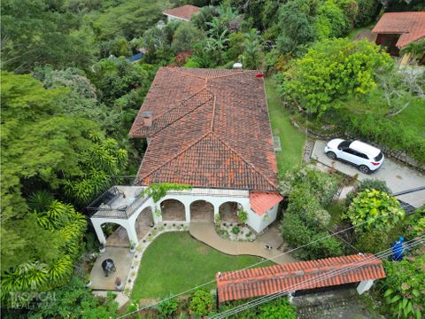 casa independiente en venta brasil de mora colon