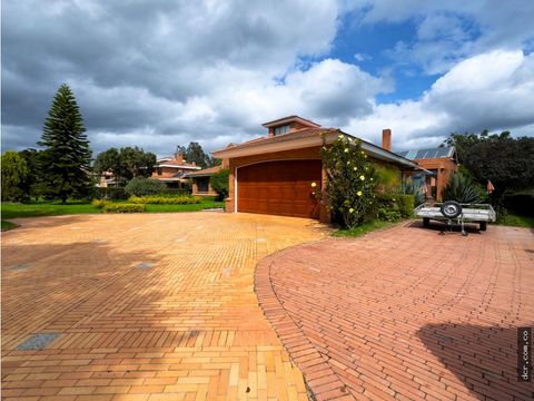 arriendo casa en san simon bogota