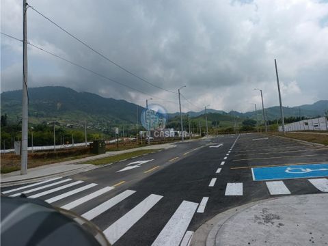 se vende cesion de lote en senderos de makari