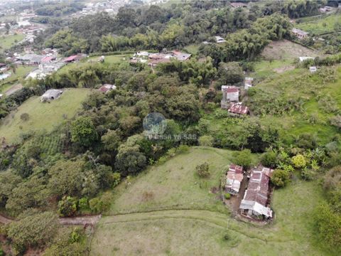 se vende finca con lote de terreno en frailes