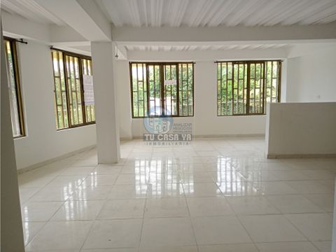 arriendo apartamento primer piso en corales pereira