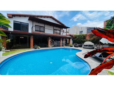 se alquila casa con piscina trejos montealegre escazu san jose 415