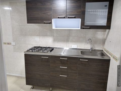 venta de apartamento remodelado en conjunto cerca a la plaza bolivar