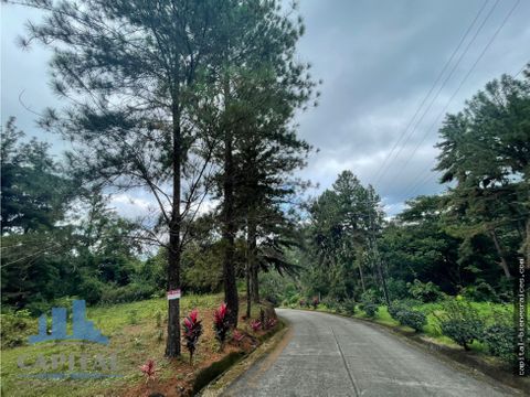 se vende terreno con vista a la ciudad en las vistas de cerro azul