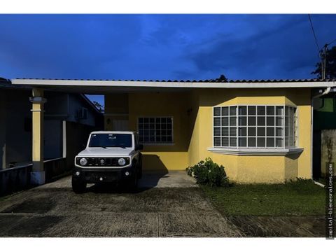 se alquila casa en altos de las praderas de san antonio