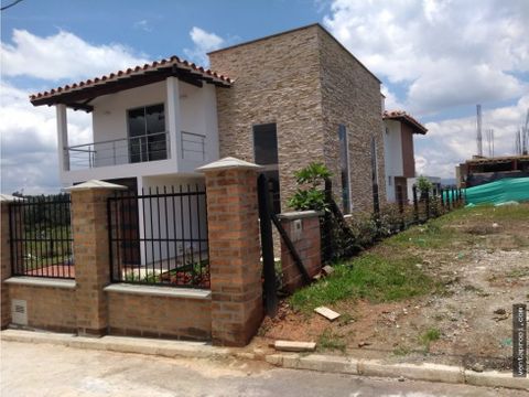 venta de casa en rionegro condominio linda granja