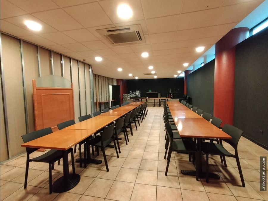 traspaso restaurante rodeado de oficinas en sant just desvern