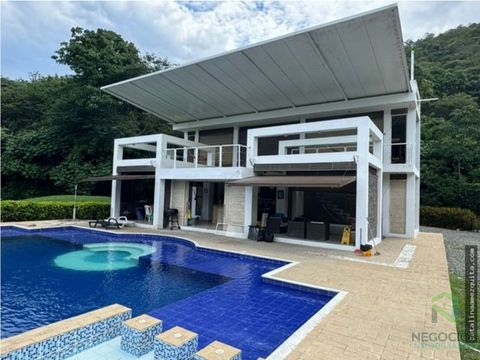 hermosa finca moderna en parcelacion en santa fe de antioquia