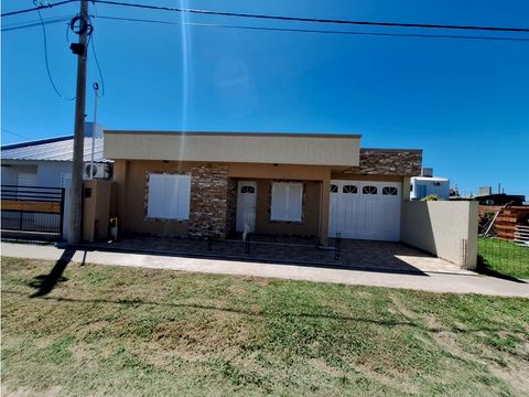 se vende casa barrio la reserva en maria grande