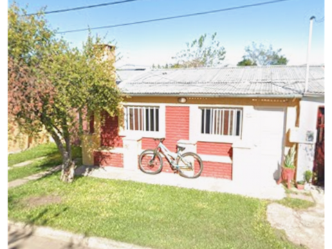 se vende casa en sauce de luna