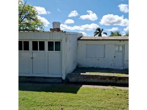 se vende casa en maria grande calle los cardenales