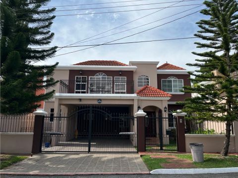 casa en venta zona 16 jardines de san isidro