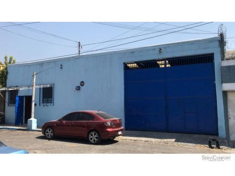 bodega en venta zona 7 a una cuadra de la san juan