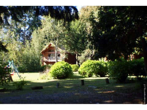 casa en dos altura vista al lago