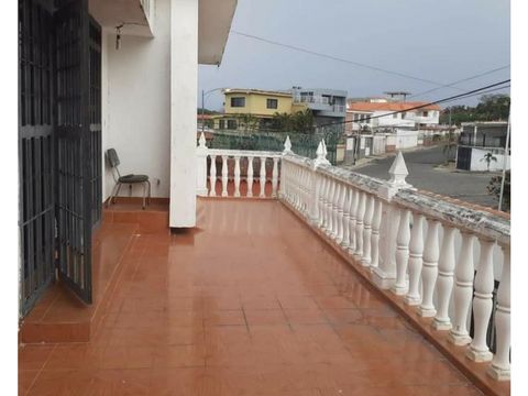 casa quinta colinas de catia la mar estado la guaira