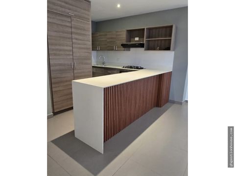 apartamento en venta en loma el escobero