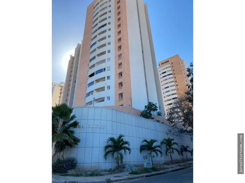 se vende apartamento en el parral chelsea c