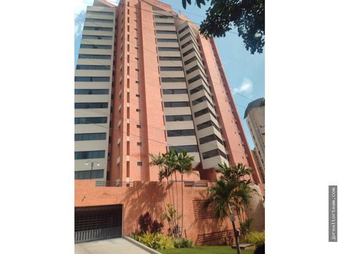 vendo apto en urb las chimeneas